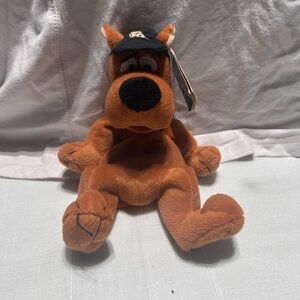 WB Scooby Doo Baseball Hat Stuffed Toy